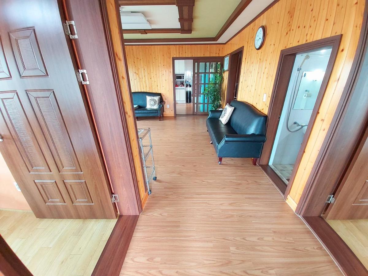 Feeling Good House Hotel Jeju Bagian luar foto
