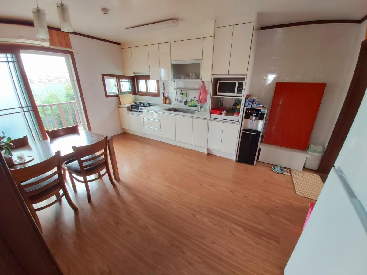 Feeling Good House Hotel Jeju Bagian luar foto