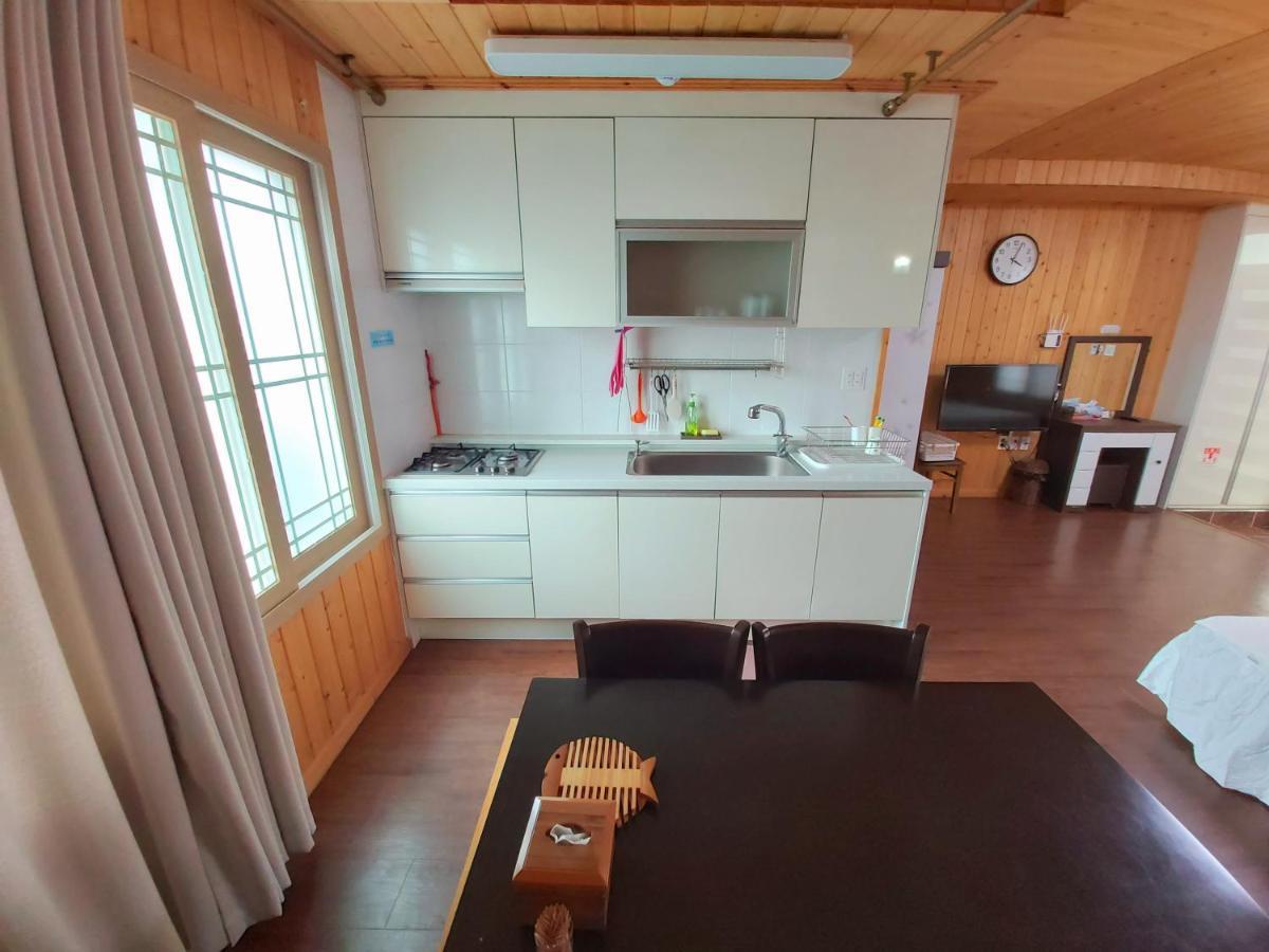Feeling Good House Hotel Jeju Bagian luar foto