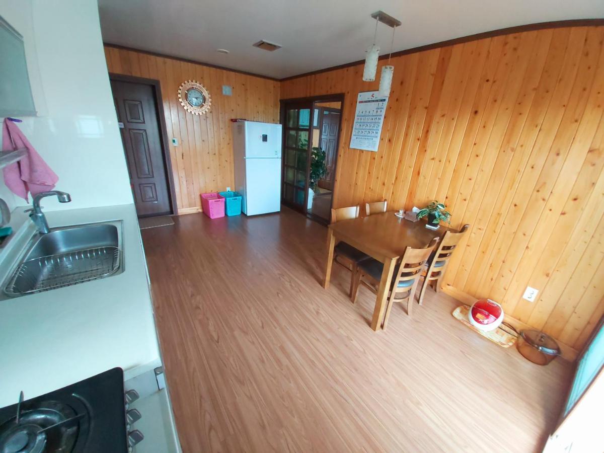Feeling Good House Hotel Jeju Bagian luar foto